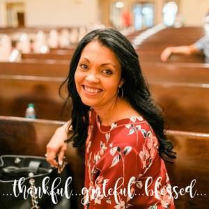 Meet your Posher, Evelyn